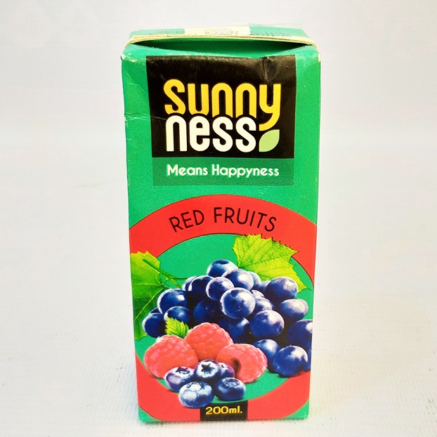 نوشیدنی بدون گاز مخلوط میوه های قرمز سانی نس حجم 200 میلی لیتر | فروشگاه مورچه